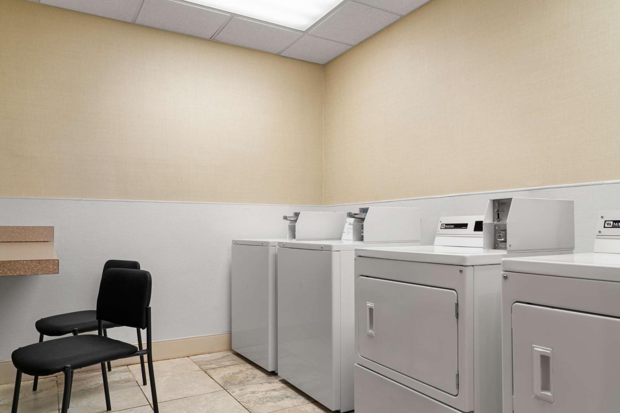 Homewood Suites By Hilton Newport-מידלטאון מראה חיצוני תמונה